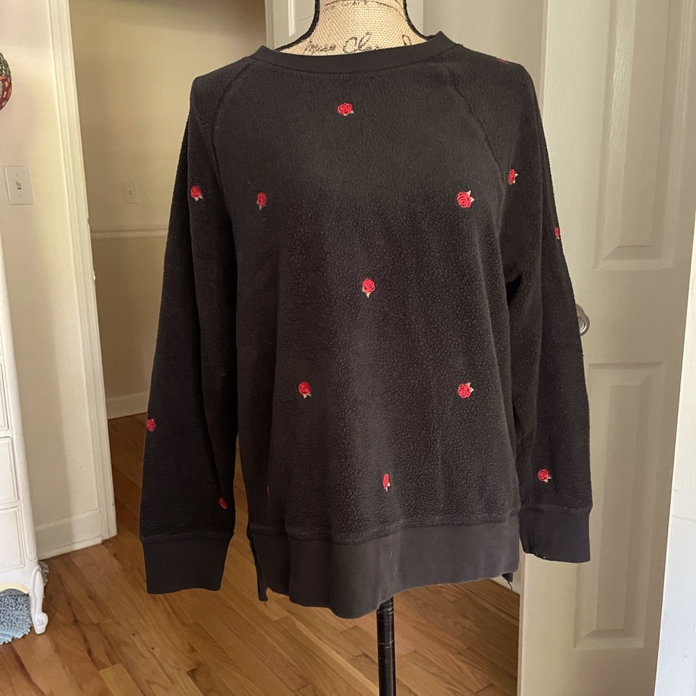 Victoria secret sweatshirt Roses